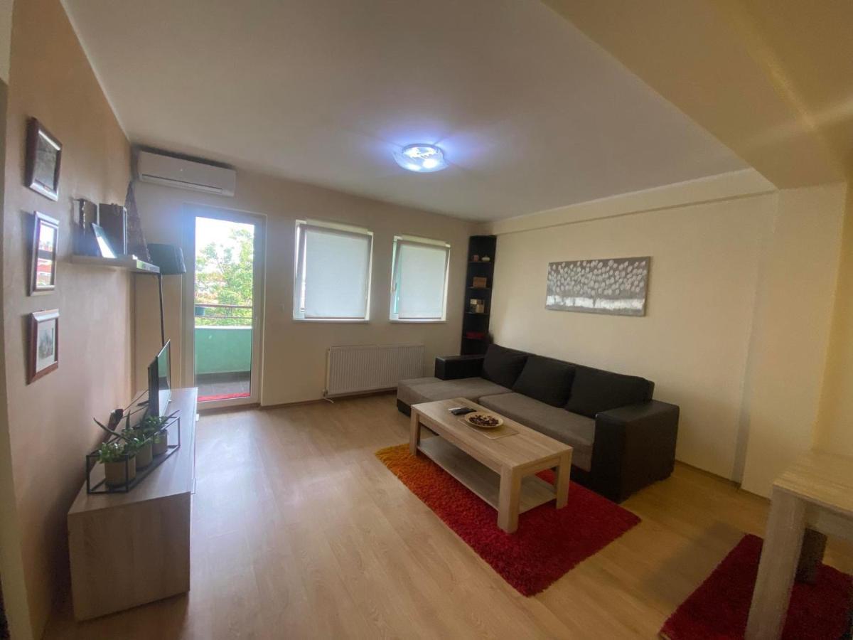 Modern Terrace Apartment Smederevo Ngoại thất bức ảnh